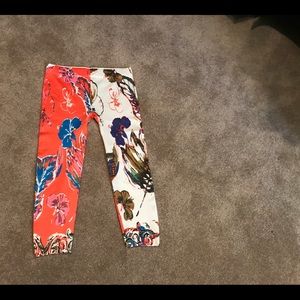CONNECTION 18, legging